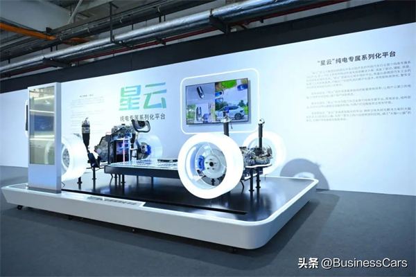 上汽牽手華為，為中國汽車市場打造美好靈魂與夢想