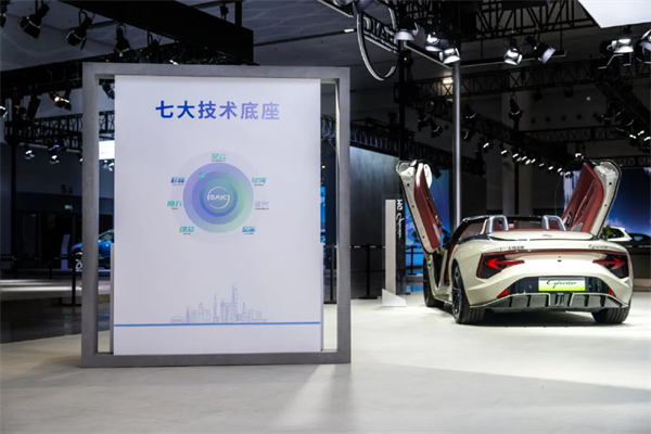 專訪賈健旭：以“新范式”破局，重構(gòu)中國汽車新坐標