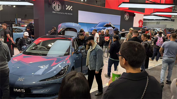 智己汽車(chē)正式登陸澳大利亞，雙車(chē)閃耀墨爾本車(chē)展